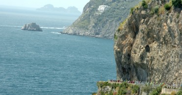 El Giro tributa homenaje a Pantani