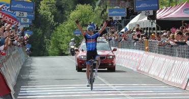 Navardauskas, ciclista a base de fuerza