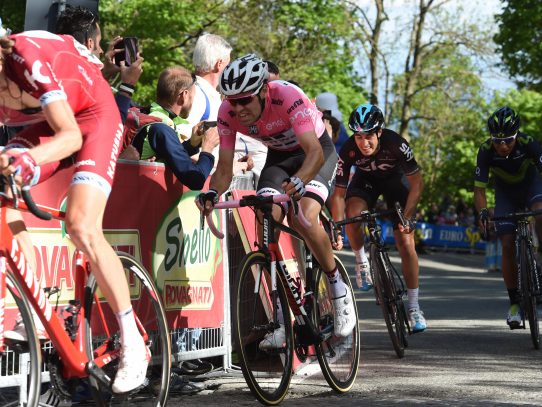 ¿Landa más Nairo o Landa por Nairo?