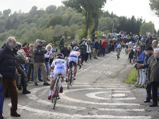 Replanteando el Giro de Lombardia 2017