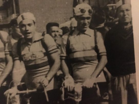VOLTA A CATALUNYA 1945 : EL PRIMER GRAN TRIUNFO DE BERNARDO RUIZ