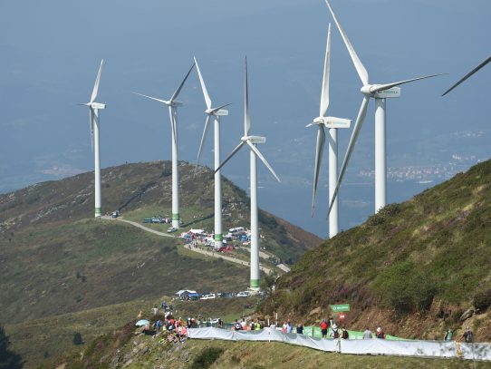 ¿DEBE ESPECIFICAR LA UCI QUÉ ES CICLISMO EN RUTA?