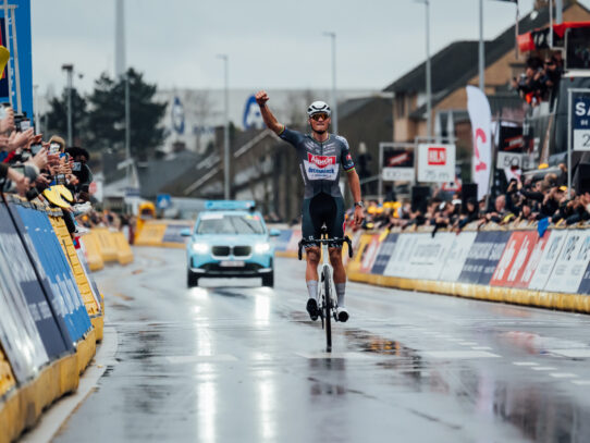 PREVIA E3 SAXO CLASSIC