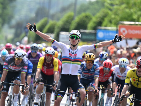 PREVIO TOUR AUVERGNE-RHÓNE-ALPES 2026